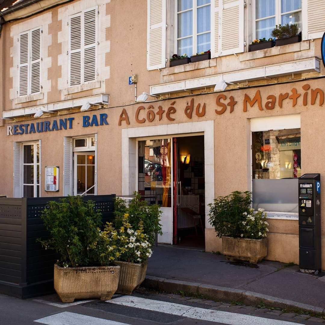 La façade du restaurant côté rue